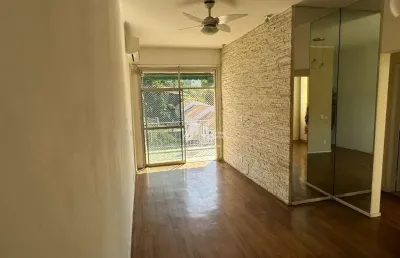 Excelente apartamento de 2 quartos com vaga na rua basílio de brito
