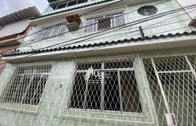 Casa de vila de 3 quartos com vaga e terraço em todos os santos