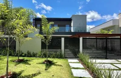 Casa em condomínio fechado com 5 quartos à venda no alphaville (abrantes), camaçari , 580 m2 por r$ 2.950.000