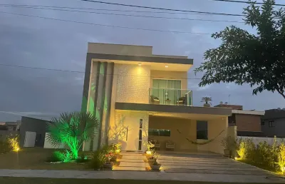 Alugo excelente casa mobiliada 4/4 suítes no terras alphaville camaçari