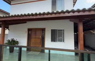 Excelente casa nascente 4 quartos, suíte e varanda, vila de abrantes.