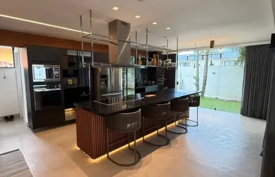 Casa à venda no alphaville litoral norte 3 – alto padrão e conforto!
