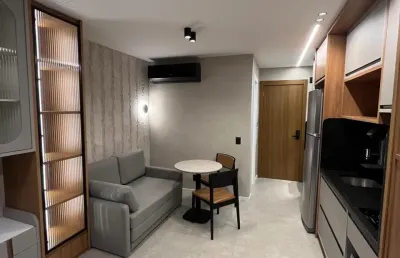 Studio mobiliado para aluguel anual – corredor da vitória