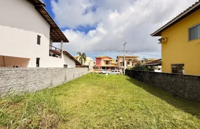 Lote no condomínio univilas  centro de lauro de freitas!