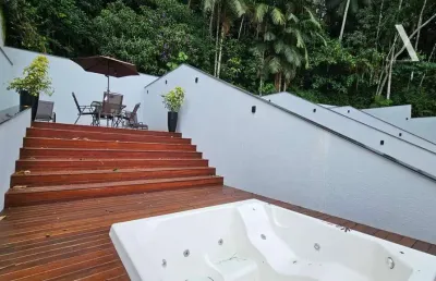 Casa com 3 dormitórios à venda, 165 m² por r$ 1.049.000,00 - glória - joinville/sc