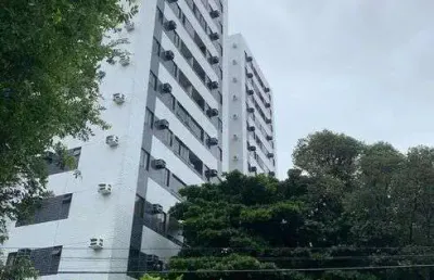 Apartamento semi mobiliado com 2 quartos e closet no espinheiro