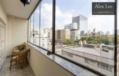 Apartamento com 2 dormitórios e varanda na consolação