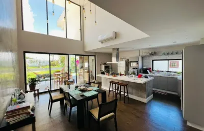 Casa em condomínio fechado com 3 quartos à venda na Avenida Ricardo Muylaert Salgado, 901, Lagoa, Macaé