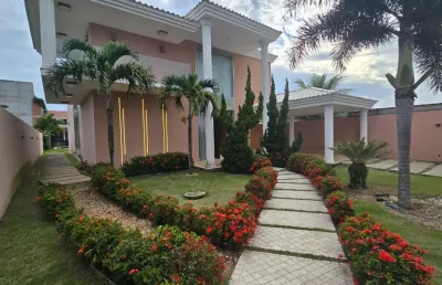 Casa de alto padrão com vista deslumbrante na enseada das gaivotas