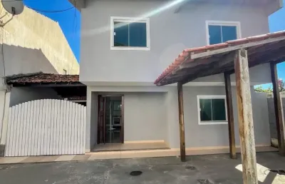 Viva o sonho! casa espaçosa em condomínio, pertinho da praia dos cavaleiros - glória