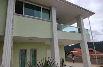 Imóvel de luxo à venda em são francisco, niterói-rj: 5 quartos, 2 suítes, 2 salas, 2 banheiros, 4 vagas de garagem, 360m².