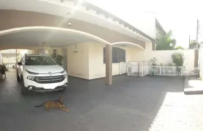 Casa com 5 quartos à venda na Rua Comandante Carlos Alberto, 421, Boa Vista, Londrina