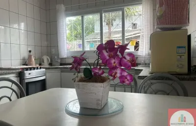 Casa com 3 quartos à venda na Rua Raimundo Starosky, Carianos, Florianópolis