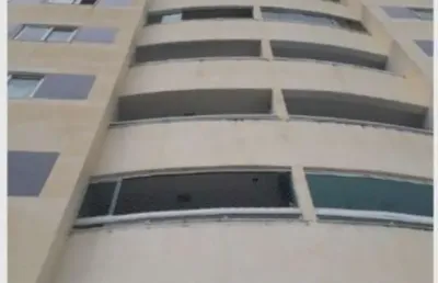 Apartamento com 2/4 dormitórios, dependência, medindo 70 m² no edifício floresta atlântica para vender no costa azul salvador bahia