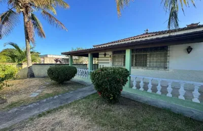 Duas casas em araruama - 5 quartos ( 2 suítes ) - r$ 600.000,00 - iguabinha