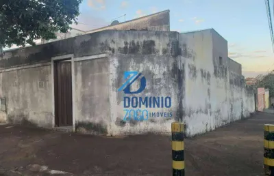Casa com 3 quartos à venda na Rua das Palmeiras, Lourdes, Uberaba