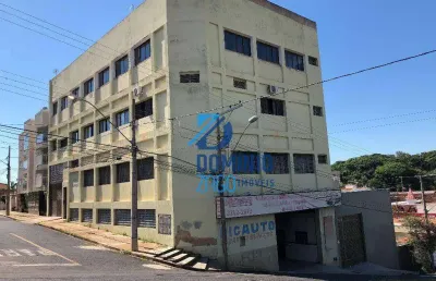 Prédio à venda na Rua Oswaldo Cruz, Estados Unidos, Uberaba