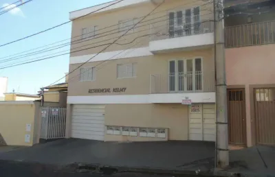 Apartamento na av. abel reis, dois quartos sendo um suite.