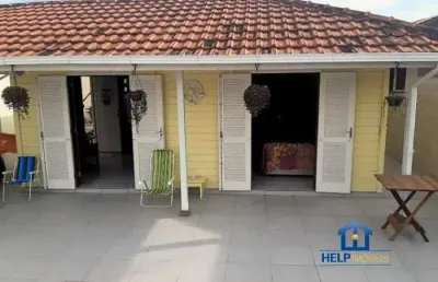 Casa com 3 quartos à venda na rua petúnia, 35, enseada de brito, palhoça por r$ 750.000