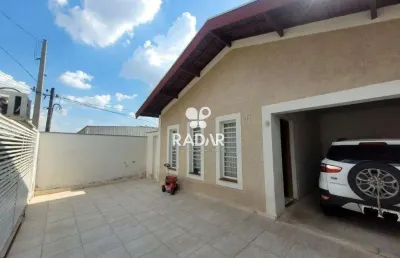 Casa à venda no jardim aurélia, com 3 quartos sendo 1 suíte com 171 m²