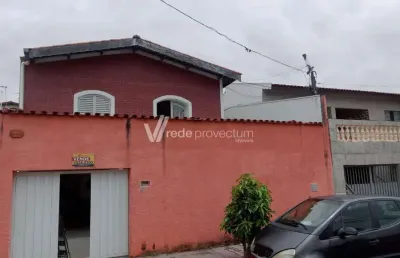 Casa com 3 quartos à venda na rua montevidéo, 675, parque são quirino, campinas, 180 m2 por r$ 700.000