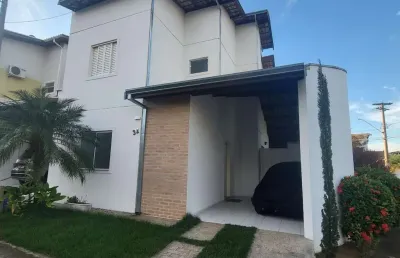 Casa à venda, 2dorm. 1 suíte, 3 salas, garagem coberta, área gourmet. cond. jardins residencial. pi