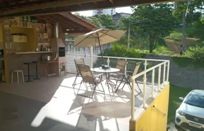 Excelente casa assobrada à venda – conforto, espaço e funcionalidade
