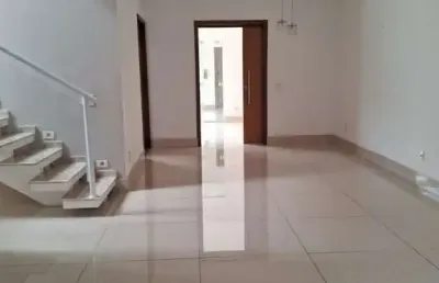 Sobrado alto padrão com 3 suítes, piscina e espaço gourmet