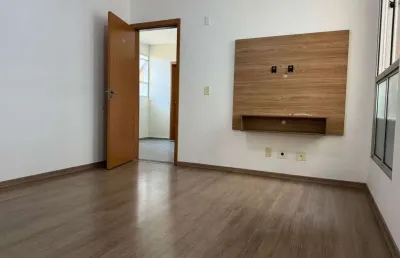 Apartamento reformado com 2 dormitórios no condomínio spazio salamanca
