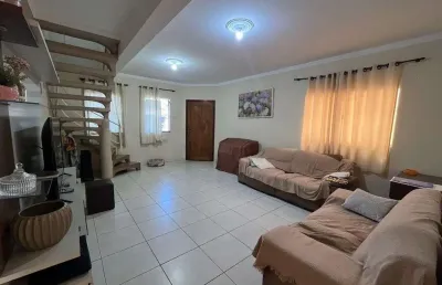 Sobrado com suíte e sacada na villa amato – conforto e localização!