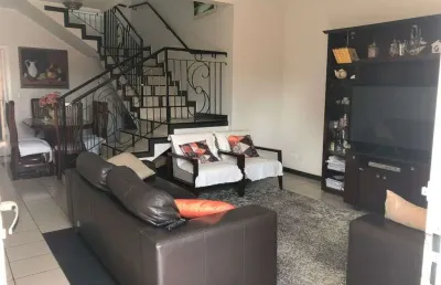 Casa com 4 quartos à venda na Vila Jardini, Sorocaba 