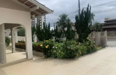 Casa com 4 quartos à venda na escola agrícola, blumenau , 378 m2 por r$ 1.800.000