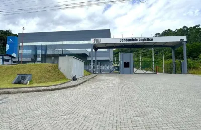 Barracão / galpão / depósito com 4 salas para alugar em benedito, indaial , 1754 m2 por r$ 40.000