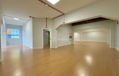 Ponto comercial com 8 salas para alugar no centro, blumenau , 700 m2 por r$ 25.000