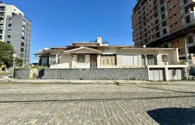 Casa com 5 quartos para alugar no victor konder, blumenau , 444 m2 por r$ 9.000