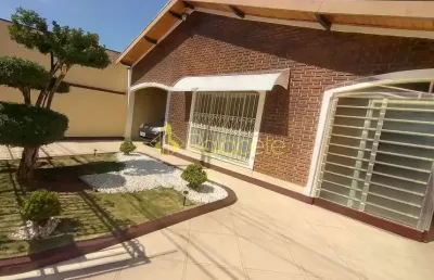 Casa à venda 3 quartos, 1 suite, 3 vagas, 250m², jardim independência, taubaté - sp