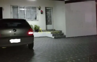 Casa à venda 3 quartos, 1 suite, 4 vagas, 200m², vila rica, pindamonhangaba - sp