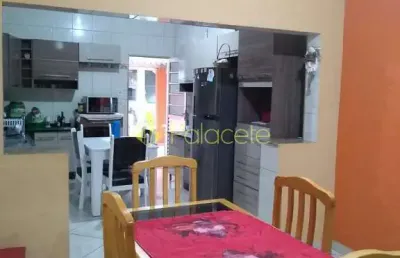 Casa à venda 3 quartos, 4 vagas, 250m², parque senhor do bonfim, taubaté - sp