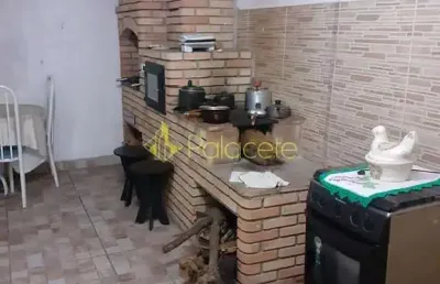 Casa à venda 3 quartos, 1 suite, 2 vagas, centro, tremembé - sp