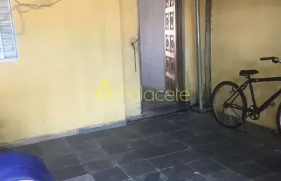 Casa à venda 2 quartos, 2 vagas, 132m², mantiqueira, pindamonhangaba - sp