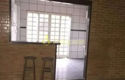 Casa à venda 3 quartos, 1 vaga, 200m², mantiqueira, pindamonhangaba - sp