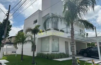Casa em condomínio fechado com 3 quartos à venda no Centro, Tremembé 