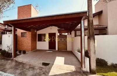 Casa em condomínio fechado com 3 quartos à venda no Barreiro, Taubaté 