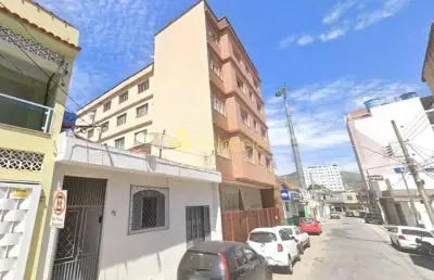 Oportunidade única: prédio residencial com projeto para hotel de 124 suítes e restaurante com vista