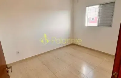 Apartamento para venda 2 quartos, sala com sacada, 1 vaga de garagem com ótima localização, 55m², p