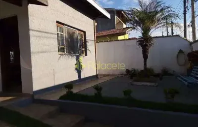 Casa à venda 3 quartos, 1 suite, 2 vagas, 250m², aterrado, tremembé - sp