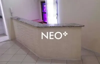 Excelente conjunto comercial, com duas entradas, em santos