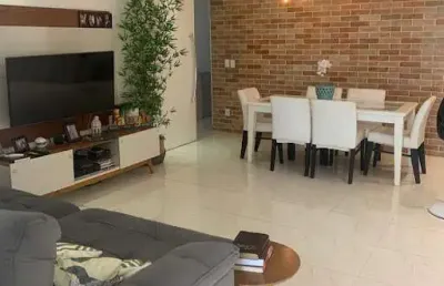 Casa sobreposta à venda com quintal e 3 dormitórios  campo grande, santos/sp