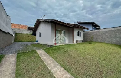 Casa semimobiliada | nereu ramos | 2 quartos | 54m²