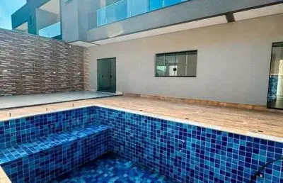 Sobrado para venda possui 320 metros quadrados com 4 quartos